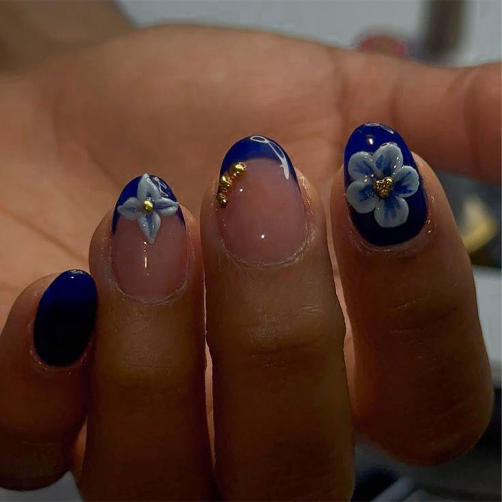 Nail Art Oval - 24枚入り ショートオーバル 3Dジェルネイルステッカー、フラワーネイルアート作成、フレンチアクリルプレスオンネイル
