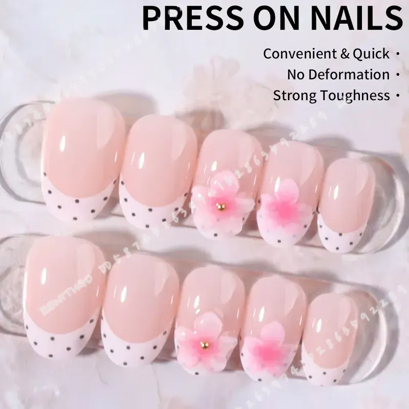 24個入りショートオーバル3Dジェルネイルチップ、フラワーネ - Nail Art Oval のレビューと価格