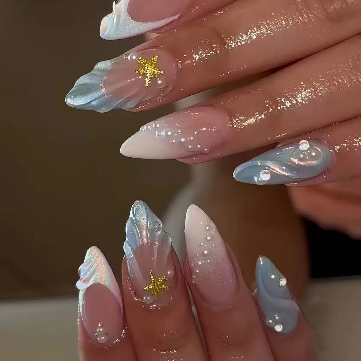 短い楕円形の3Dパールシェルフレンチつけ爪24枚入り、自己粘 - Nail Art Oval のレビューと価格